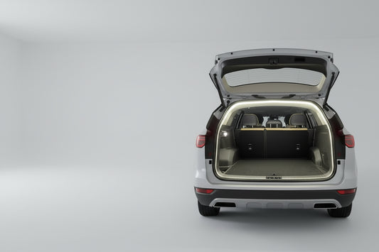 Bandă LED Premium pentru Portbagaj – Iluminare Inteligentă